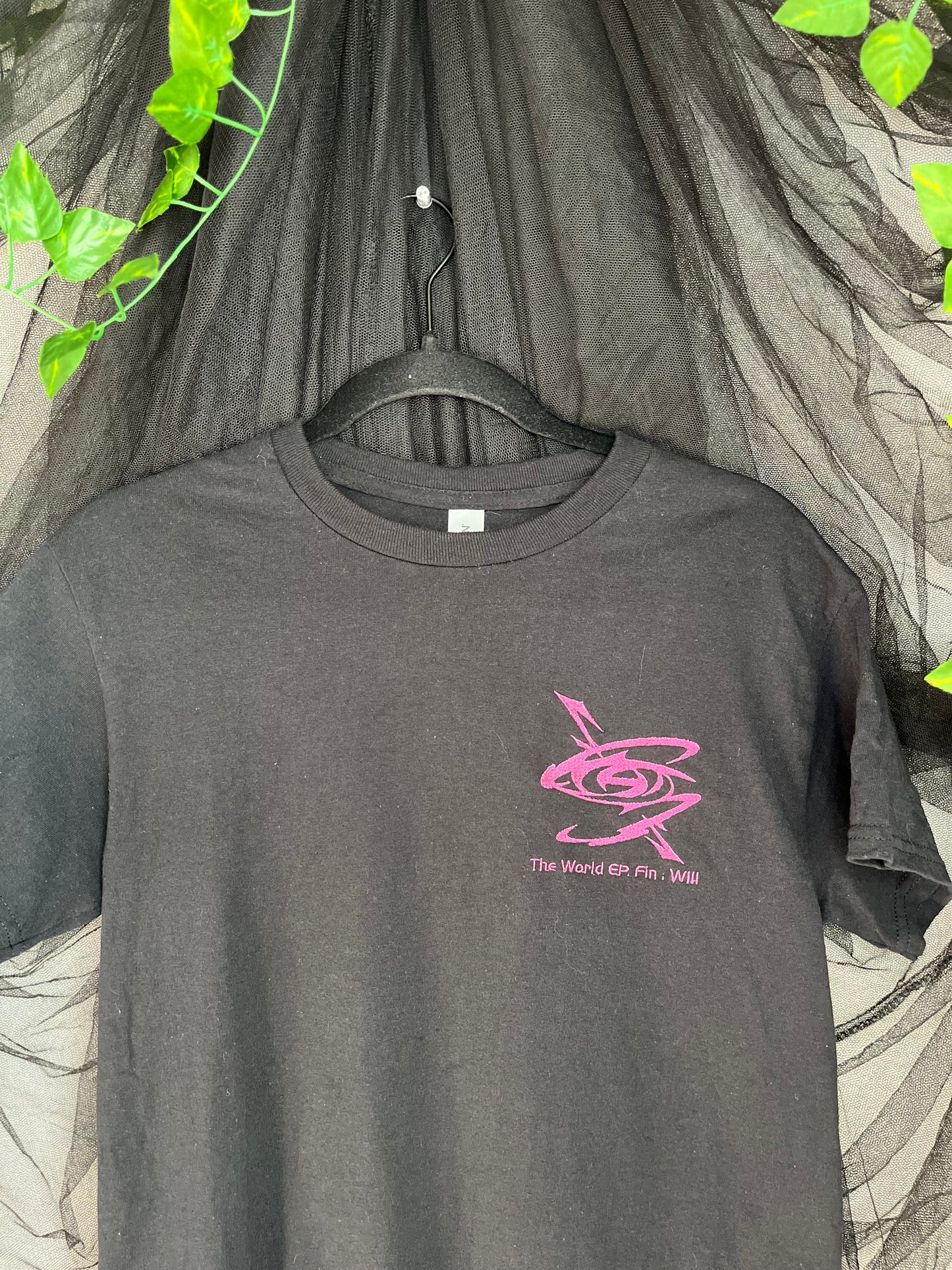 ATEEZ Album T-Shirt: Mito Version